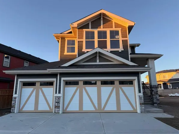 51 S Sunrise Heath, Cochrane, AB T4C 3C5