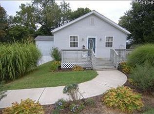 2979 Lovers Ln, Zanesville, OH 43701