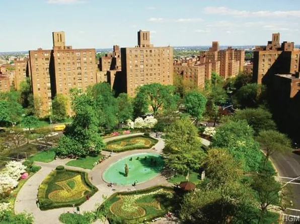 1919 McGraw Ave APT 2E, Bronx, NY 10462