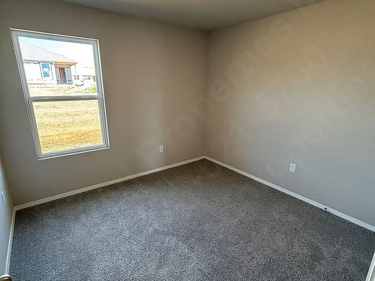 2713 Elliott St — Photo 11