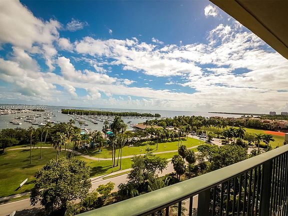 5th image of 2951 S Bayshore Dr #901