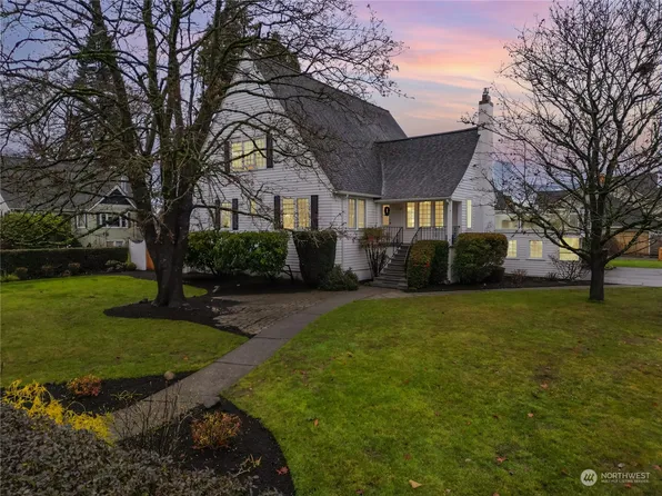 1321 Florence Street, Enumclaw, WA 98022