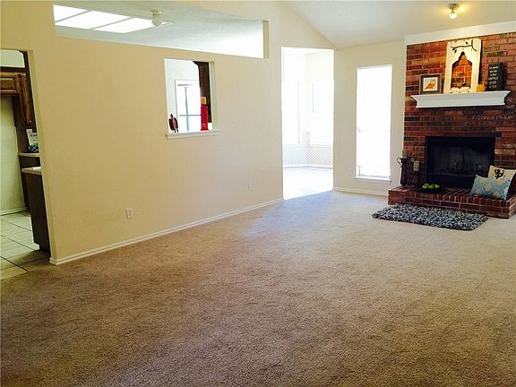 4th image of 3808 Harmony Dr