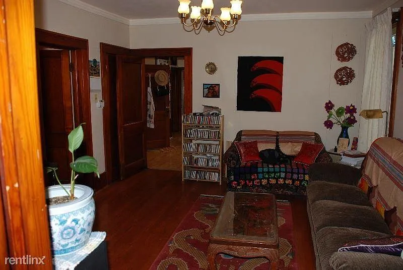 3 bed, 1500 sqft, $7,888 — Photo 1
