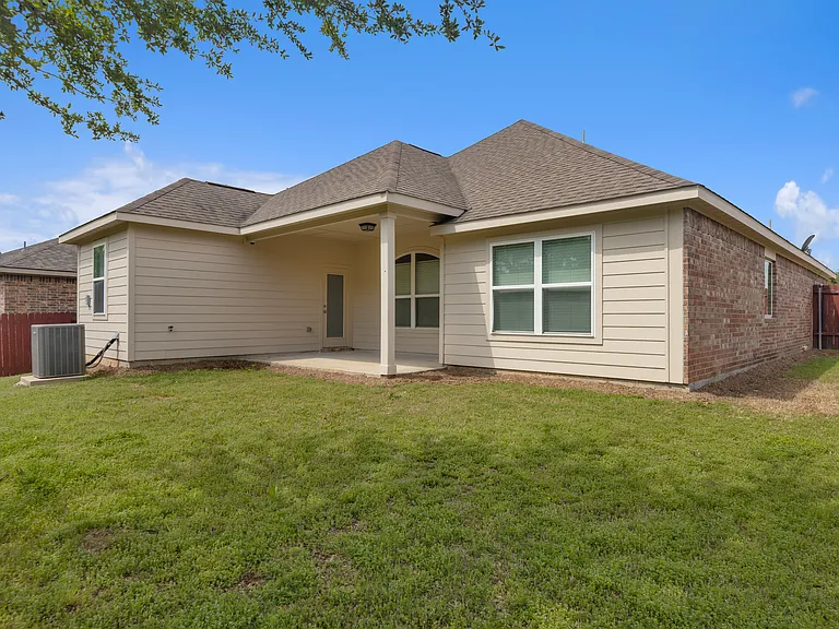 1805 Mesquite Ln — Photo 33