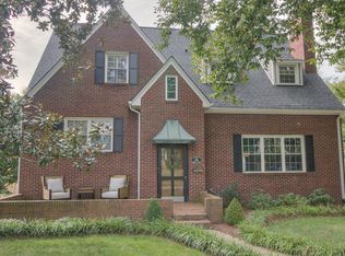 426 Norwood St SW, Lenoir, NC 28645