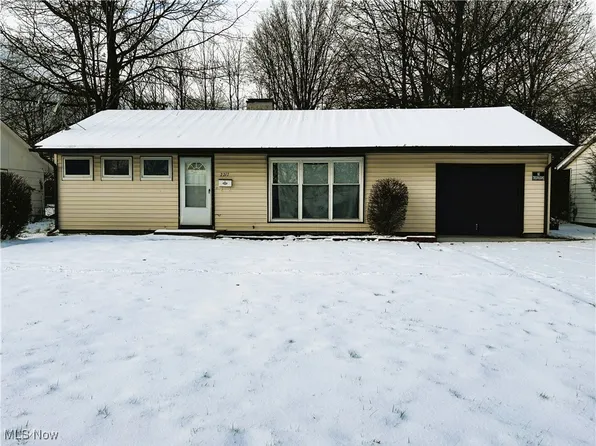 2217 Belvoir Blvd, Cleveland, OH 44121
