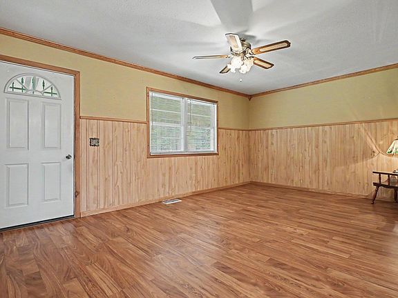 4th image of 52917 Carol Rd