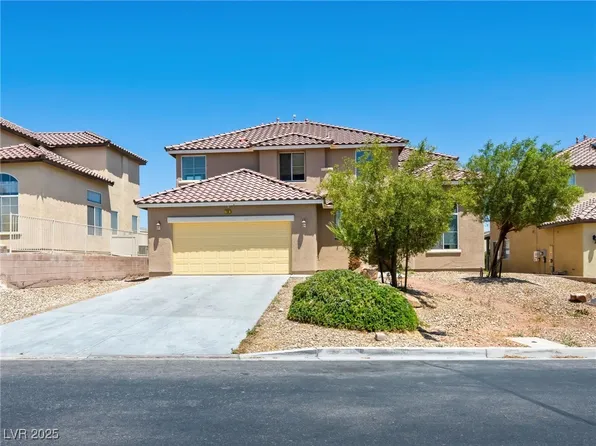 16 Goldleaf Falls Ave, North Las Vegas, NV 89031