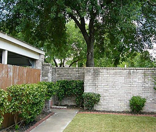 4th image of 16215 Grassy Creek Dr