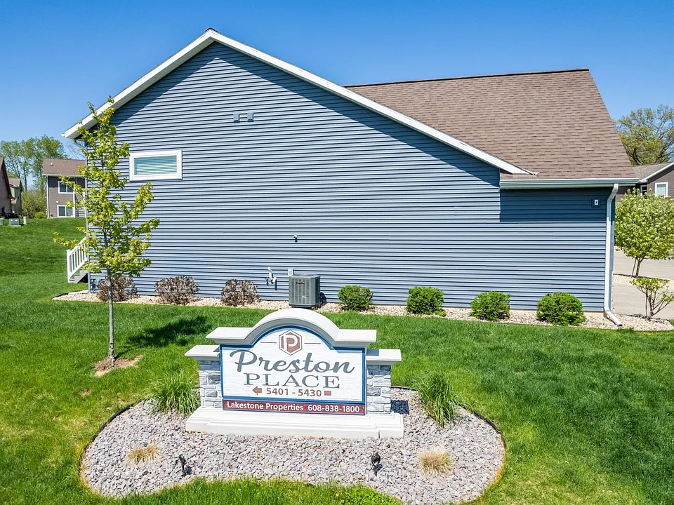 5401-5430 Preston Pl