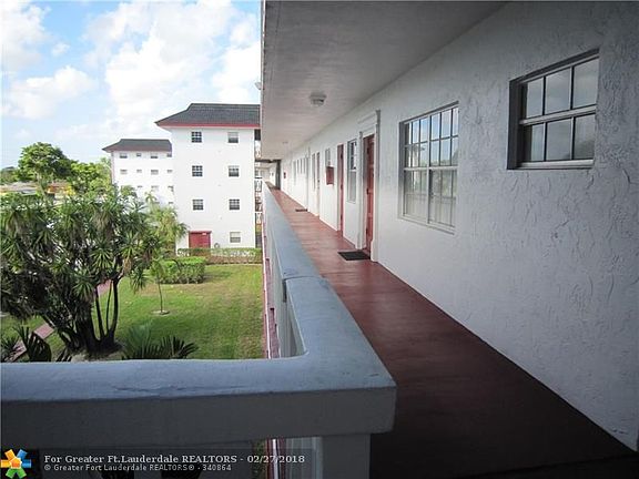 5th image of 4140 NW 44th Ave APT 303