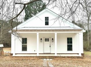 1802 Woodbreeze Cir SE, Hartselle, AL 35640