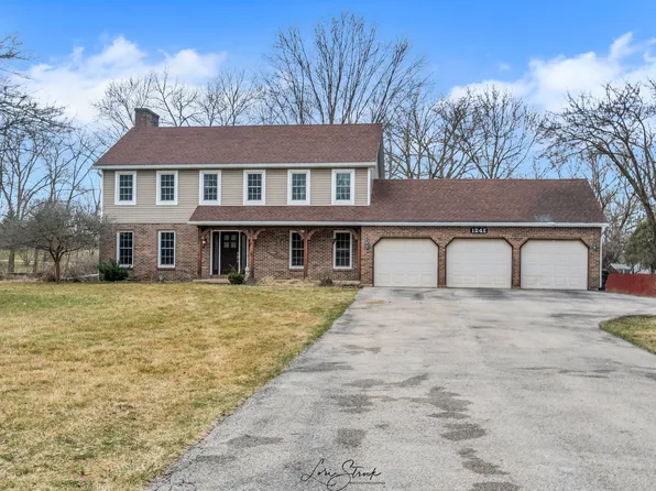 124 Timbercreek Dr E, Yorkville, IL 60560