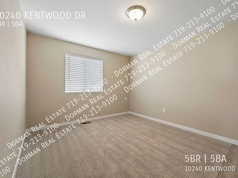 10240 Kentwood Dr — Photo 33