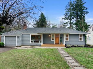 5706 SW Illinois St, Portland, OR 97221