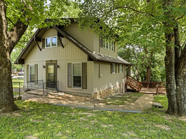 12 Hermit Hollow Dr, Labadie, MO 63055