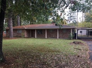 1220 Lee St, Benton, LA 71006