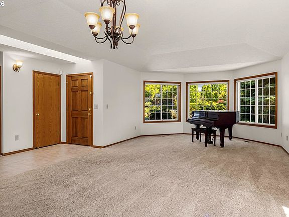 5th image of 10555 SW 133rd Pl