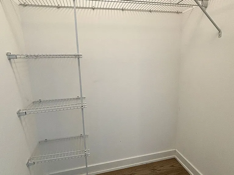 11 Wellesley St W #606 — Photo 7