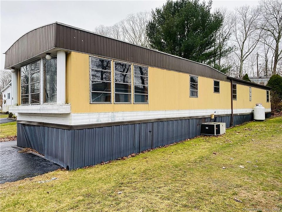 1st image of 73 Circle Dr
