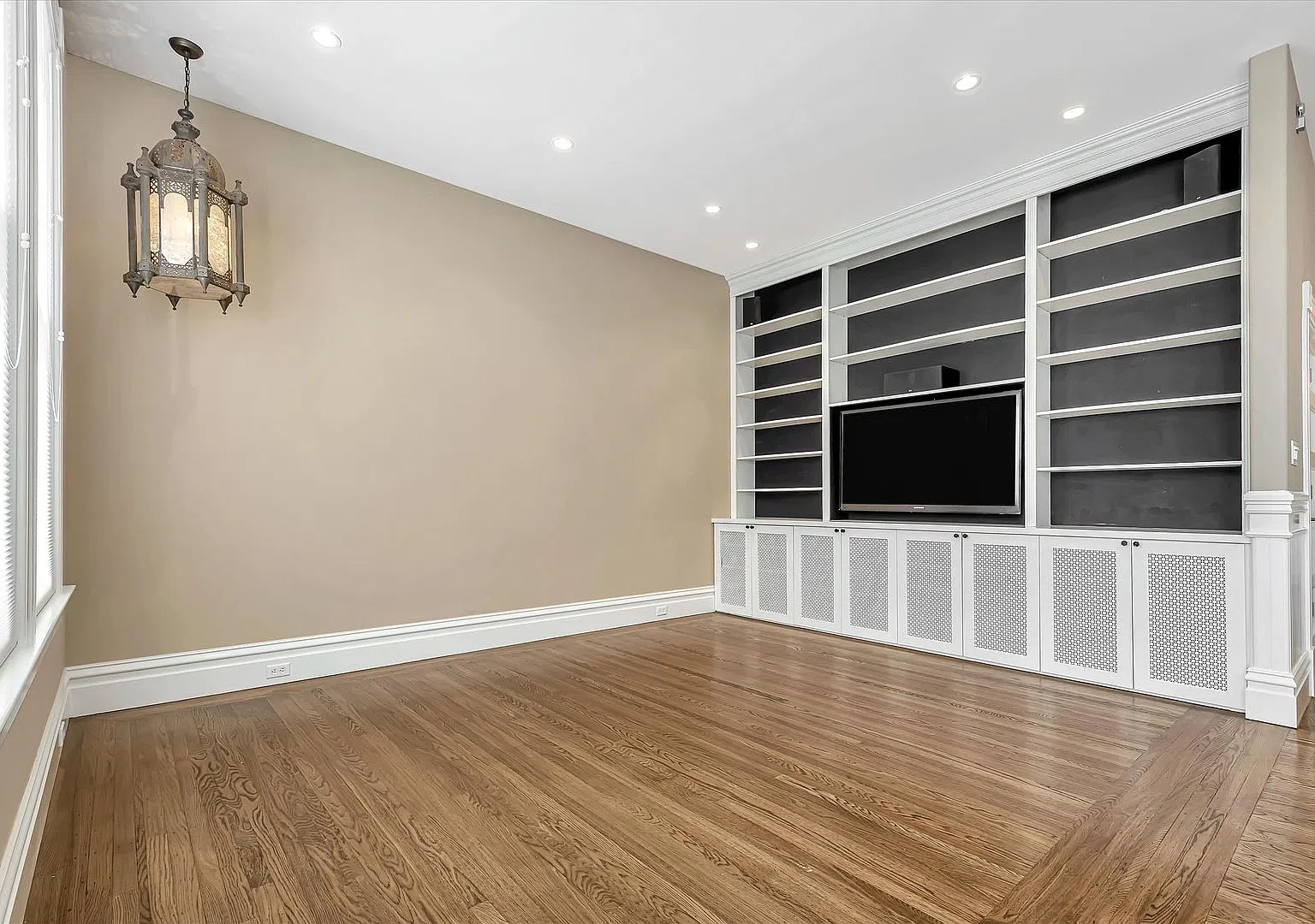 417-419 Capp St #417 - Main Image