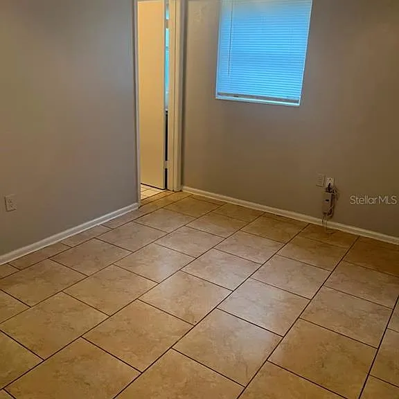 260 Westwood Ave — Photo 9