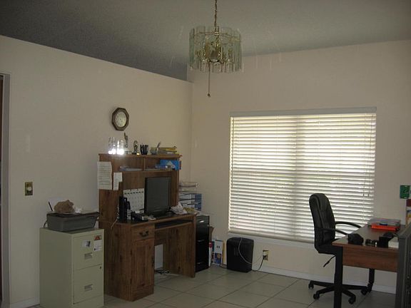 3rd image of 3066 SE Miracle Ln