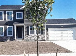 3221 Postern Dr, Caledonia, MI