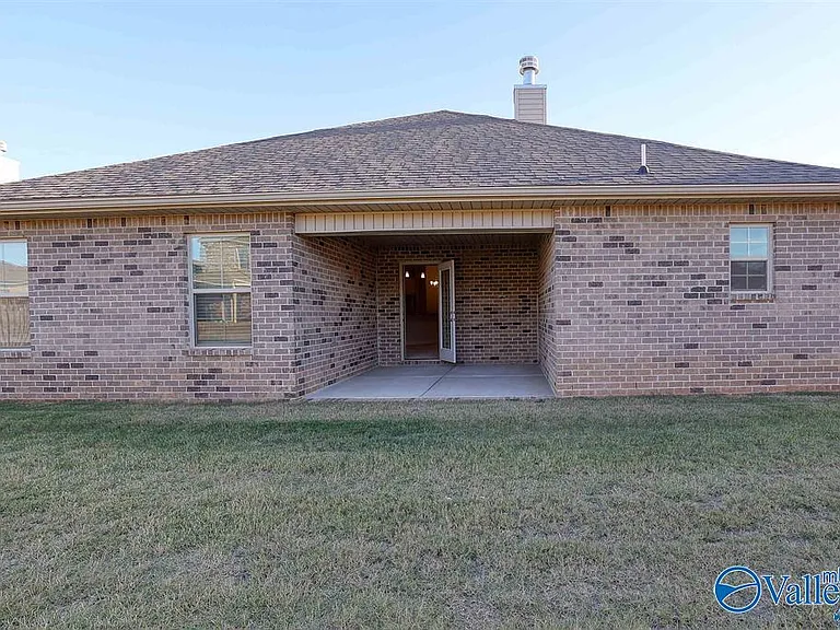 226 Abercorn Dr — Photo 12
