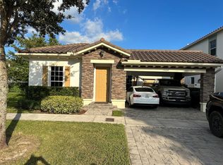 17064 SW 90th Way, Miami, FL 33196