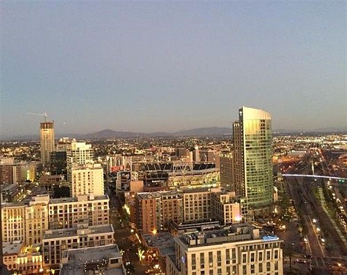 4th image of 200 Harbor Dr Unit 3002