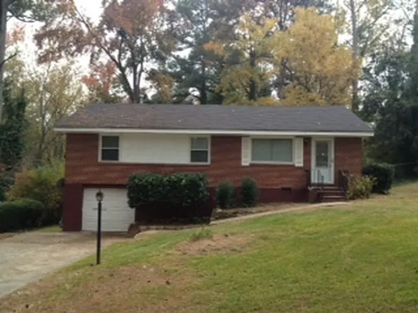 1582 Hollyhock Ter, Decatur, GA 30032