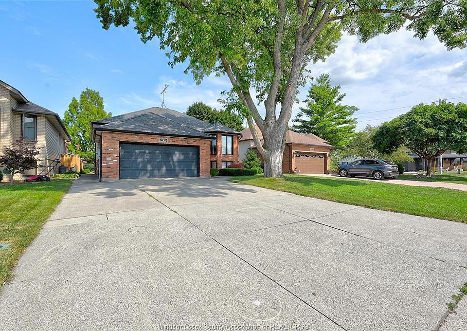 1st image of 682 Michael Dr