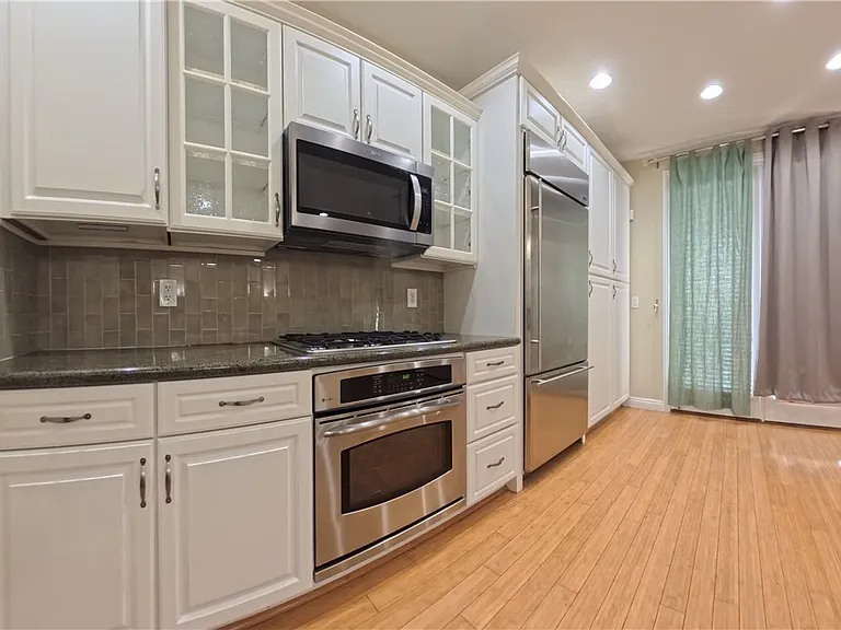 1274 Calcione Dr — Photo 15