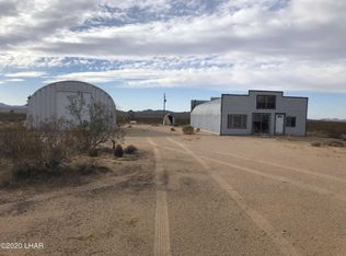 19525 S Wild Bill Rd, Yucca, AZ 86438