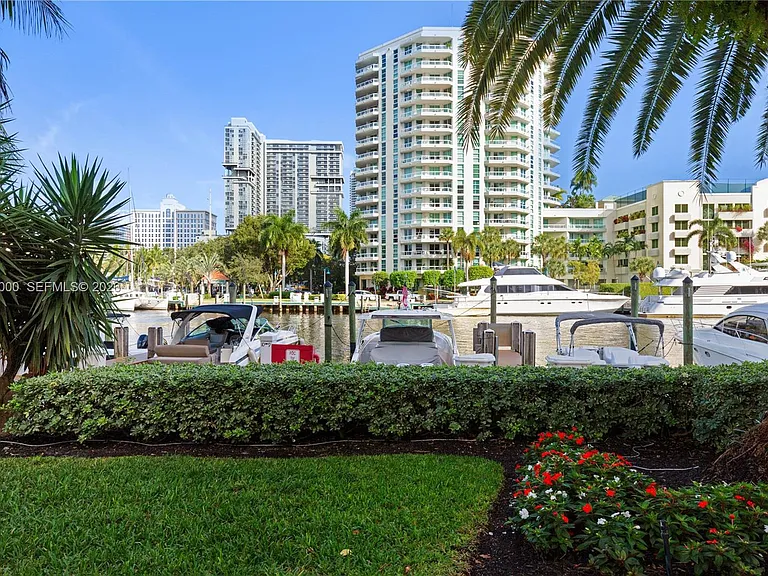 610 W Las Olas Blvd — Photo 7
