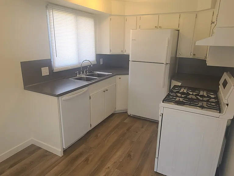 4002 S Madison Ave #1 — Photo 3