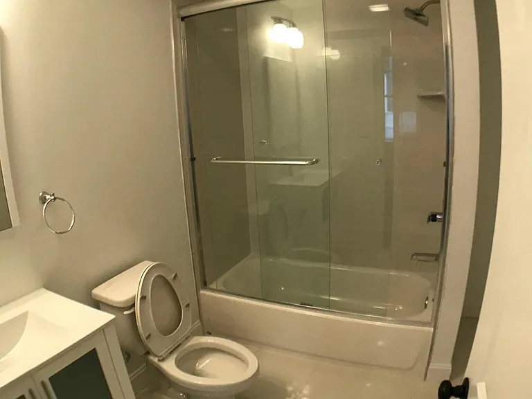 614 N 16th St #3 — Photo 12