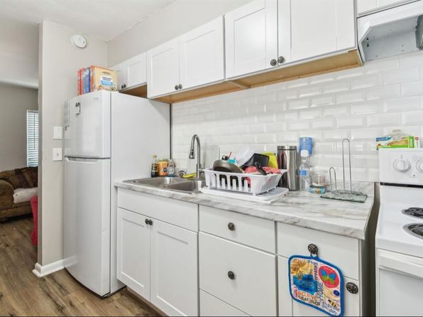 tampa-florida-444513852 picture