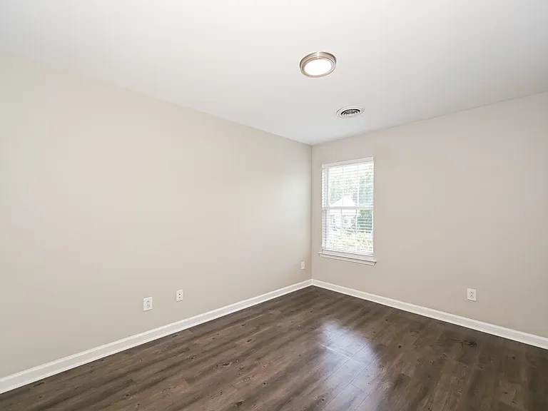 1594 Laurel Ledge Dr — Photo 13