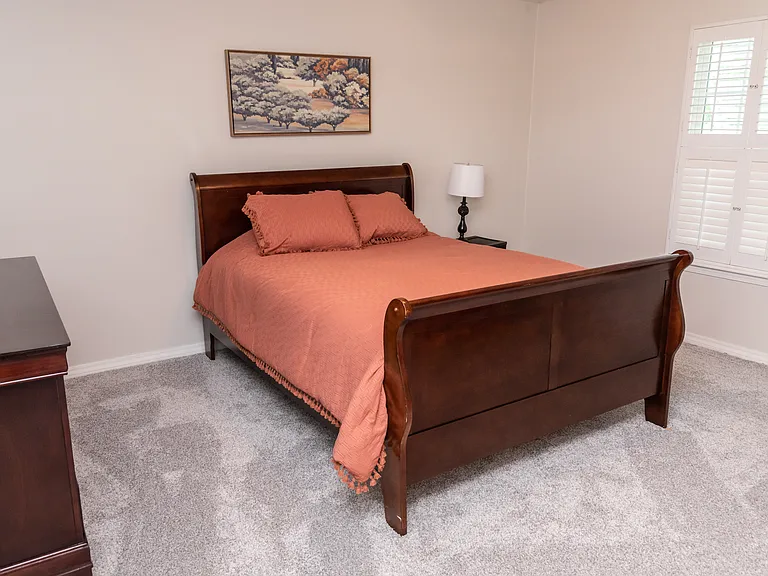 105 Linnet Dr — Photo 10