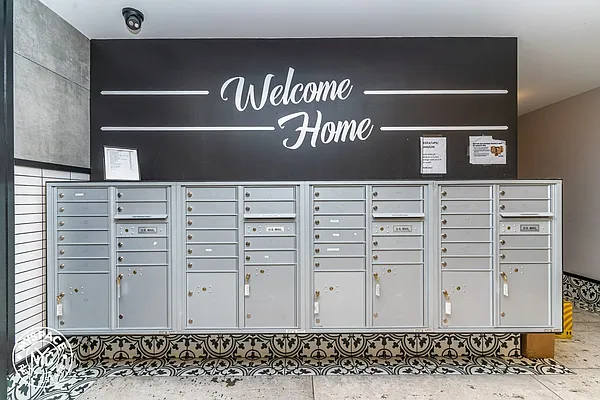 Rented by MySpaceNYC | media 149