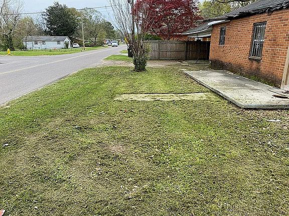 5th image of 315 J C Killingsworth Dr