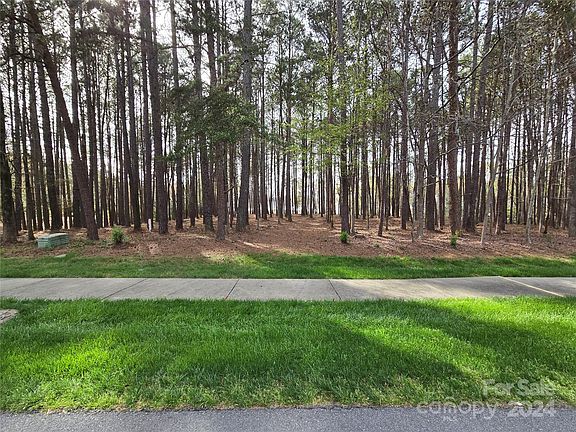 5th image of 1740 Southpoint Ln #7