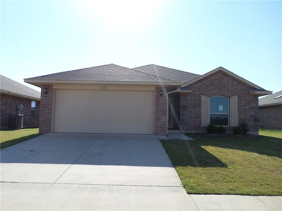 1st image of 1112 Laurel Creek Dr