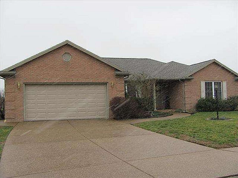 1st image of 8133 Greencrest Dr