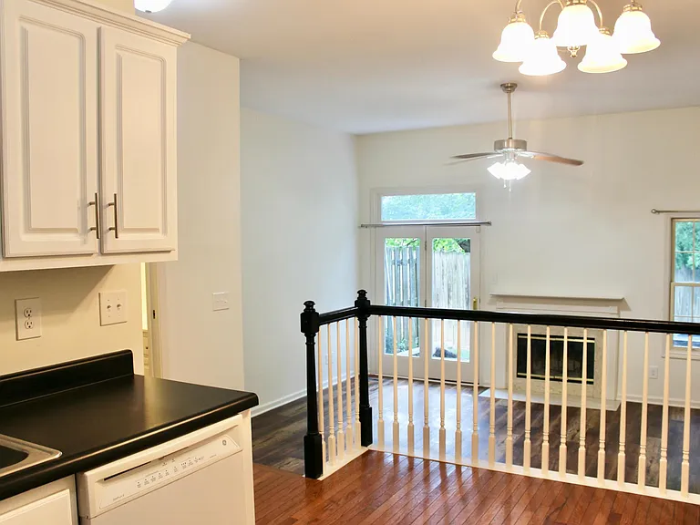 1625 Nicholasville Rd #702 — Photo 9