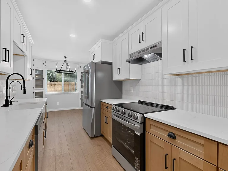 1004 Cross Bend Rd — Photo 14