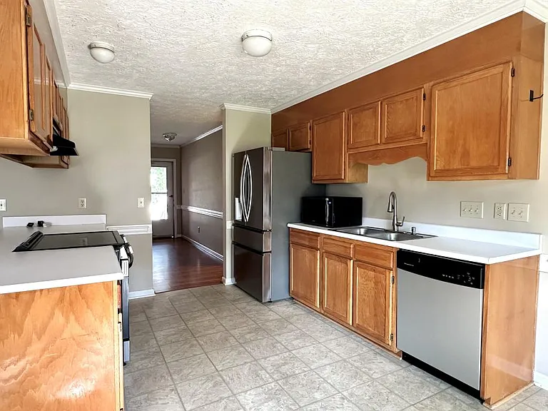 5613 Kingstree Dr — Photo 6